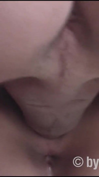 Trio dubbele penetratie en reet likken met mooie brunette