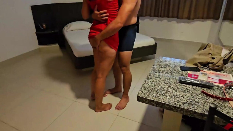 Casada Liberada griffin: Hot and Naughty Wife Giving It to Friend in the...