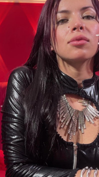 Anitta liebt es, deinen mund wie ein müll zu benutzen