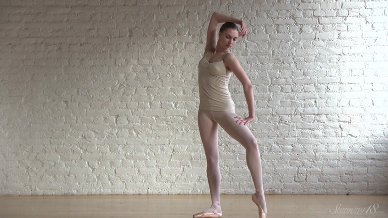 Stunning18: Workdays of a Ballerina