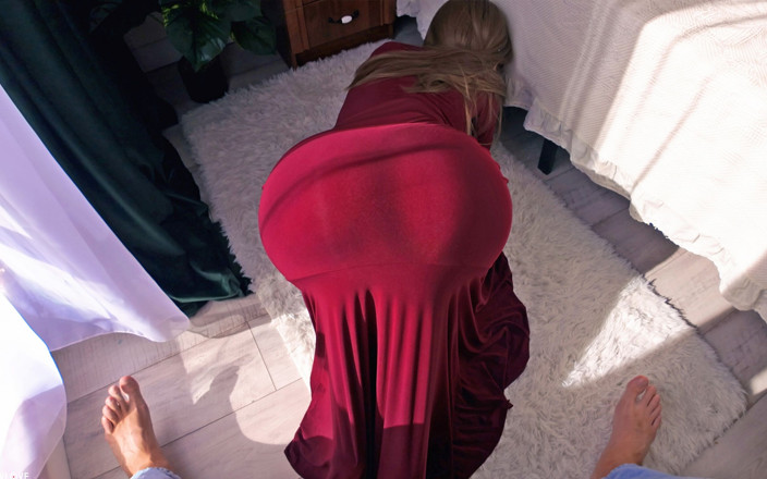 wowlove: 공부하기 전에 배다른아빠가 작은 젖탱이에 빨리 사정할 수 있도록 도와주는 새엄마