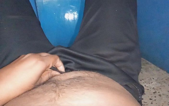 Sweet Indian cock: आंटी मेरे लंड में ऊँगली करने के साथ चुंबन कर रही है वीर्य छोड़ती है