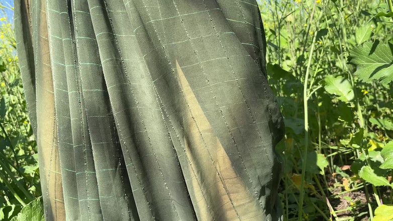 Ritu: Sora vitregă căsătorită se distrează cu fratele ei vitreg în satul...