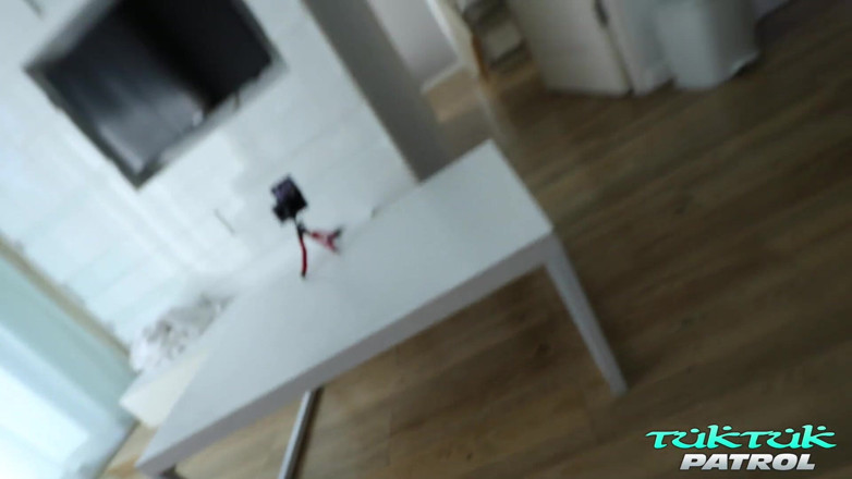 Trike Patrol - Tuk Tuk Patrol: Enge muschi von weißem schwanz gestopft