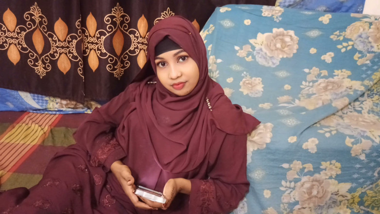 Bangla Academy: Seksowna _toma oglądanie porno z muzułmańską przyrodnią siostrą Hijabs i ruchanie...