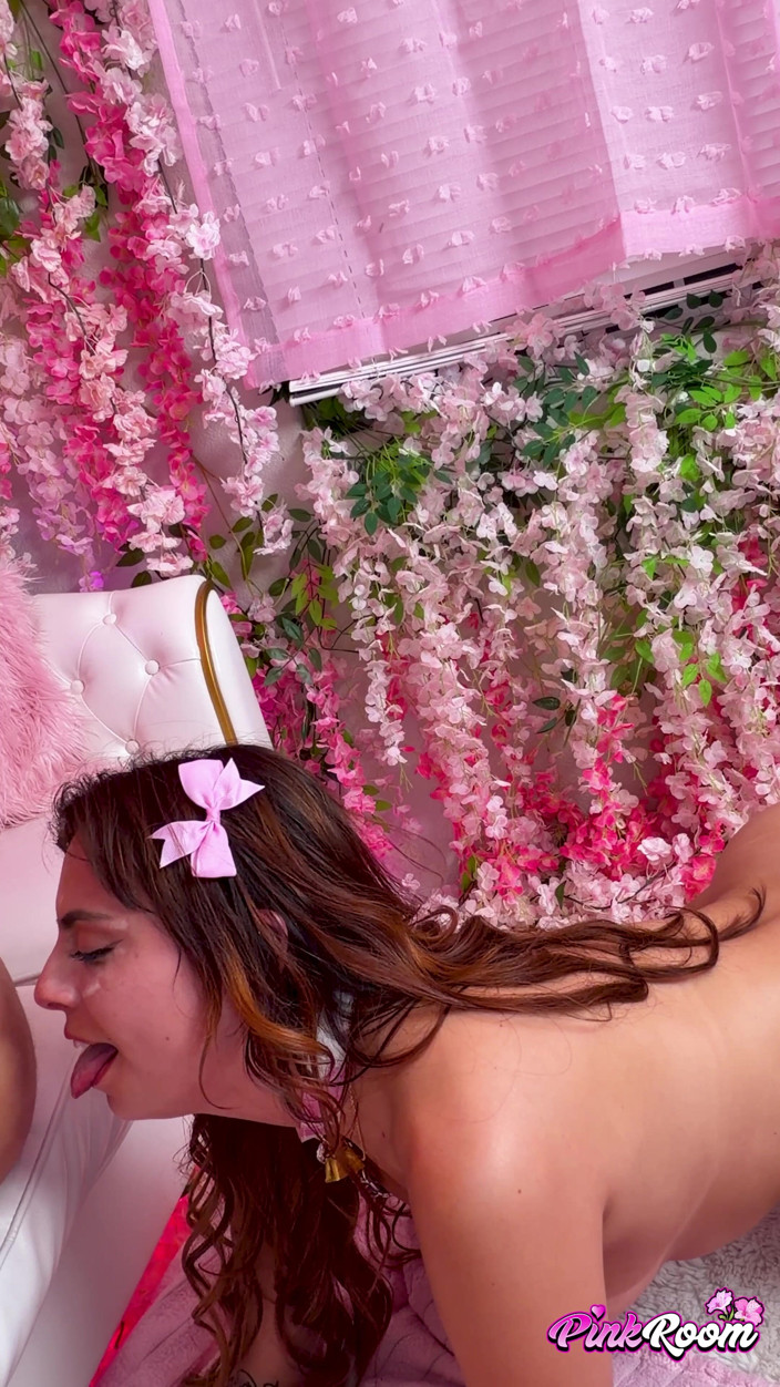Nasty Sluts Studios: Zakar Crazy Angel Windell Dipancut Dalam - Menegak