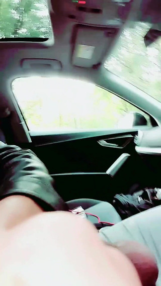 Slutboyben: Slutboyben Cam4 Sexy Cruising Chick Exposed at Schwerin B321 Parking...