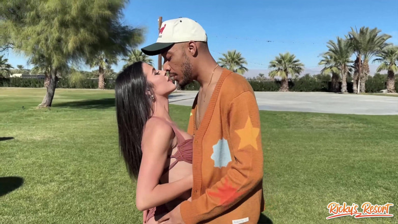 Ricky's Resort: Эпизод Kylie Rocket