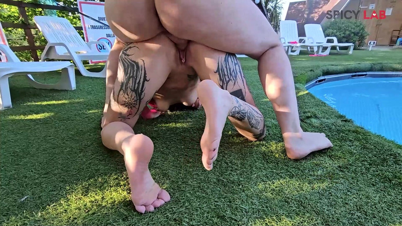 Spicy Lab Production: Die Meerjungfrau-Hure will verarscht werden