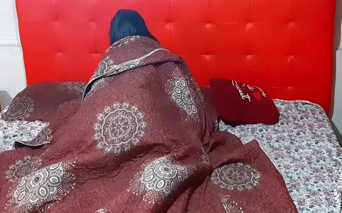 BBW Kelly Mom: Stepmother Lets Her Stepson Into Her Bed, Gets Her Ass...