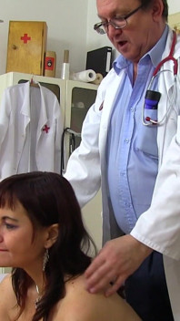 Mature gyno - gyno hospital video of naked female patient