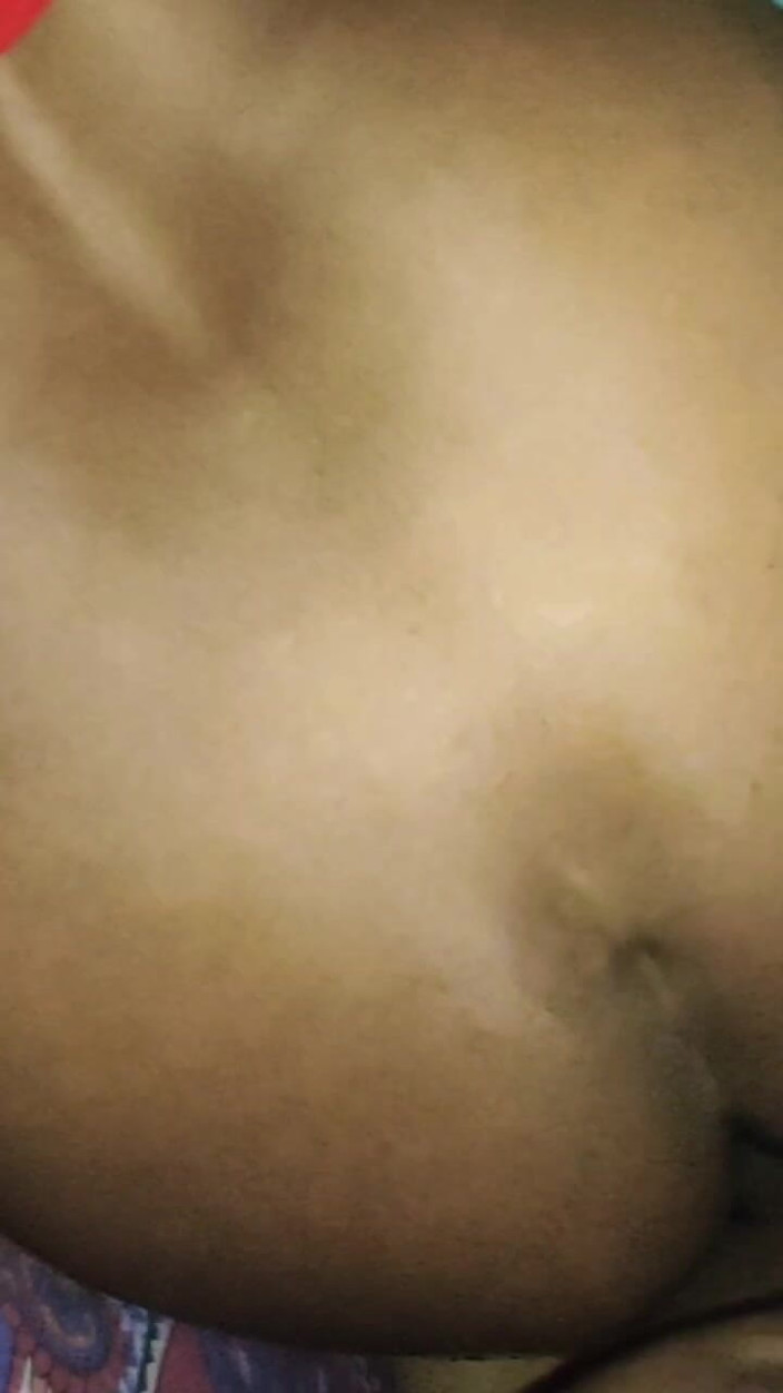 Auntysex711: Mi hermanastra chupando mi polla Muy bien aquí boca. Y...