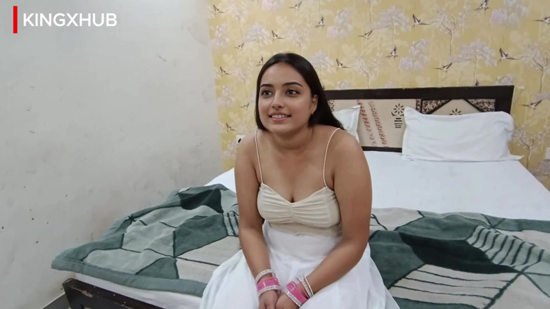 KingXhub: Jeu de roche, de papier, de ciseaux avec Ayushi Bhabhi...