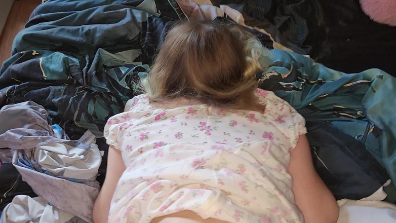 Mama_Foxx94: Seduzione con clitoride: la tentazione e il rilascio di una...