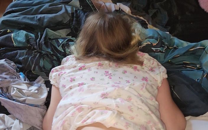 Mama_Foxx94: Сонячне спокушання: спокуса і звільнення мілфи