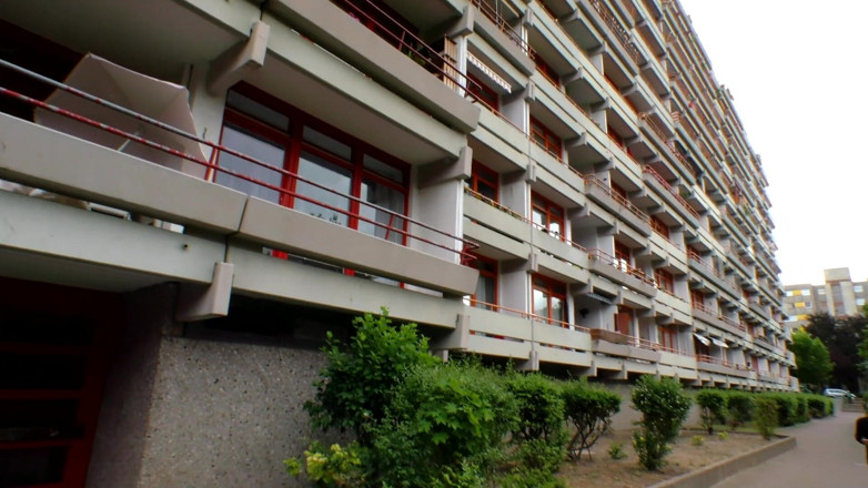 German Porn: The fucked-out apartment building - troie crude scopate duramente in ogni...