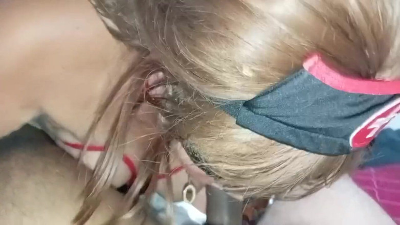 Sofixxx: परिपक्व 60 वर्षीय नर्स अच्छी लंड चुसाई दे रही है