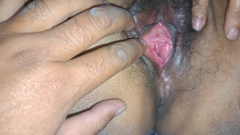 MHM: Muschi in nahaufnahme und stöhnen und weinen