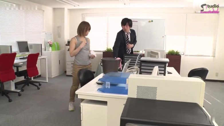 Studio JAV Launcher: Třicet pracovitých žen, které proměňují svou oddanost v neodolatelnou, nepřetržitou vášeň. - 08