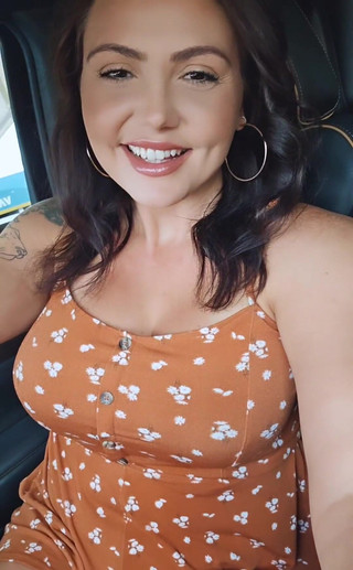 CoyWilder: 看起来我引起了一些蓝领男孩的注意，我很紧张地暴露他们