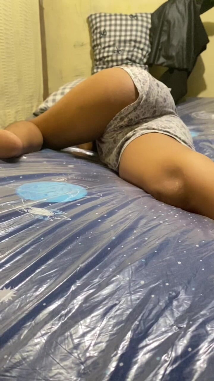 YammyPH: Memek sempit pacar murid pinayku sangat sempit!