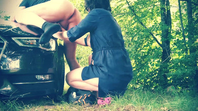 Toilet Mommy: Styvmamma äter min röv utomhus