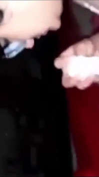 Memek ketat remaja pucat panas dasi dirusak dan juga pakaiannya oleh teman sekamar kulit hitamnya