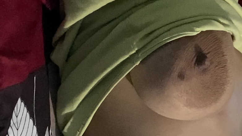 Ritu Bhabhi: Meri hermanastra desnuda en las tetas