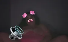Chubby Girl Fingering Herself Before Bed