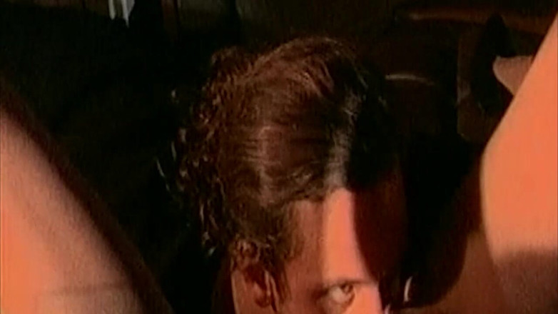 ORGASMX: Pornô retrô Sexo anal com morena sexy