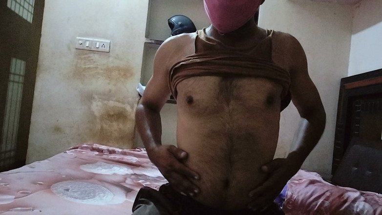 Tarun: Tunjukkan Lubang Pantat Kecil Saya