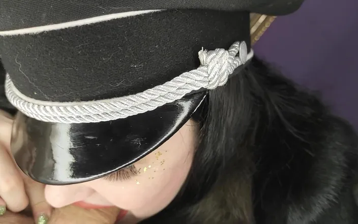 Princess18_: Fur Officer Swallowed Secret Agent