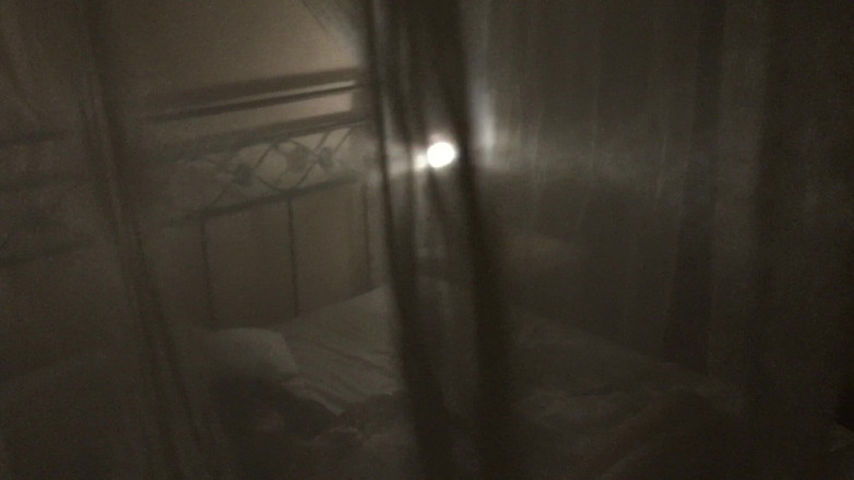 savannahamatoriale: Istriku dan dia menyentuh dirinya sendiri. Istri sange