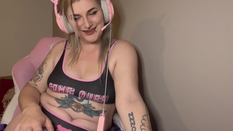EeveeXo: Gamer Girl Hairy Armpit Worship