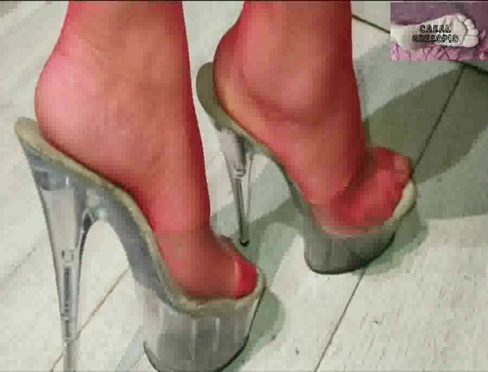 Casal Gresopio Female: Shoesfeet 15