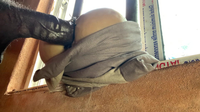 Bangcum8: Si cewek jalang dengan pantat bahenol dientot habis-habisan sama kontol...