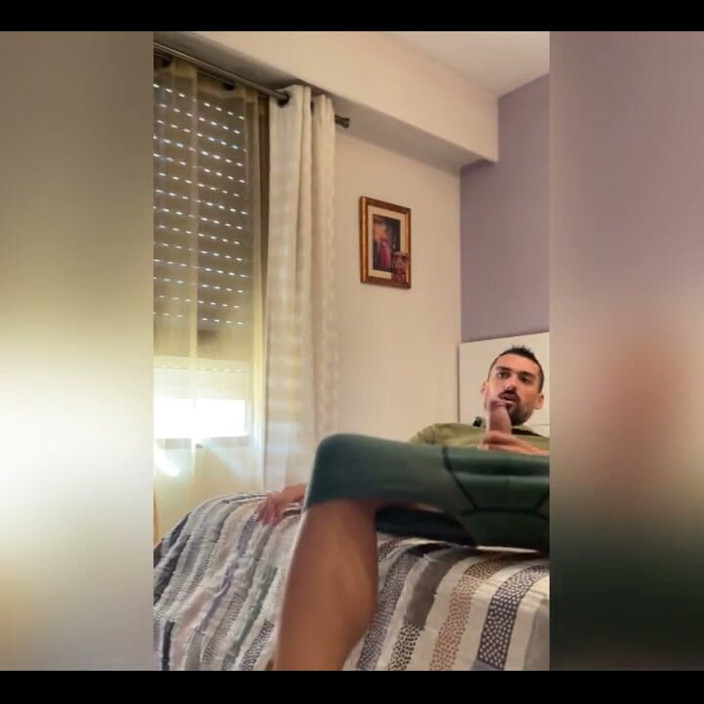 Liam Harding: Horny Dom Verbal Vid