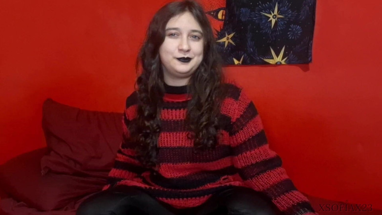 Sofia Nightshade: Unboxing My New Toy