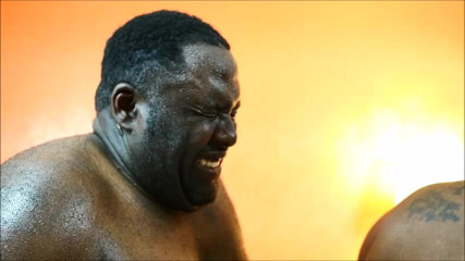 D starr entertainment: Bay Starr 18 yaşındaki iri güzel kadınla sikişiyor