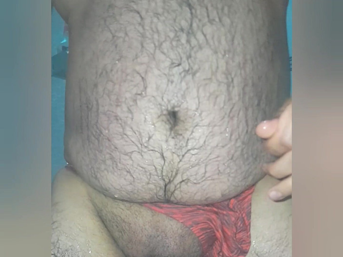 Davidandrexxx: Lekker sperma eten met oranje string