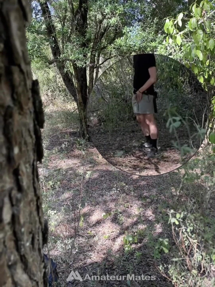 AmateurMates: shaukiya larke ne jangal men hilaate hue pakra