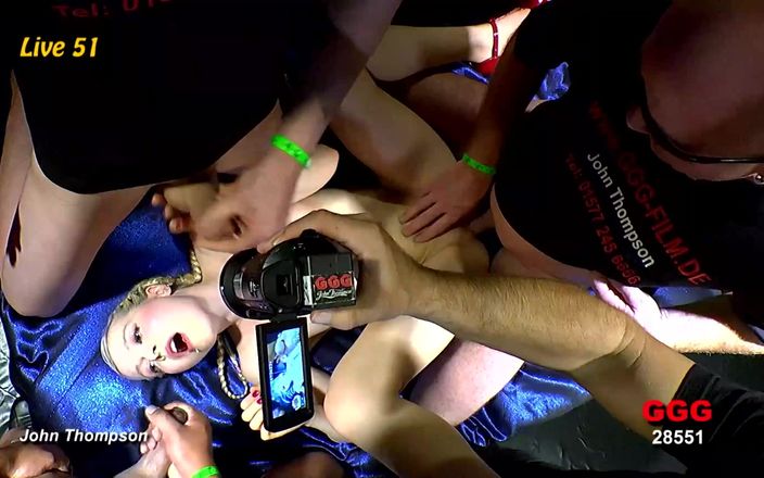 German Hardcore Gangbang: Sex în grup german ggg - acoperită de poftă