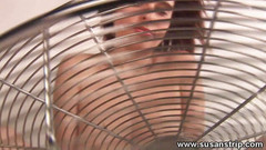 Camvivian: Perkhidmatan peminat untuk awak dalam pakaian dalam tembus pandang saya