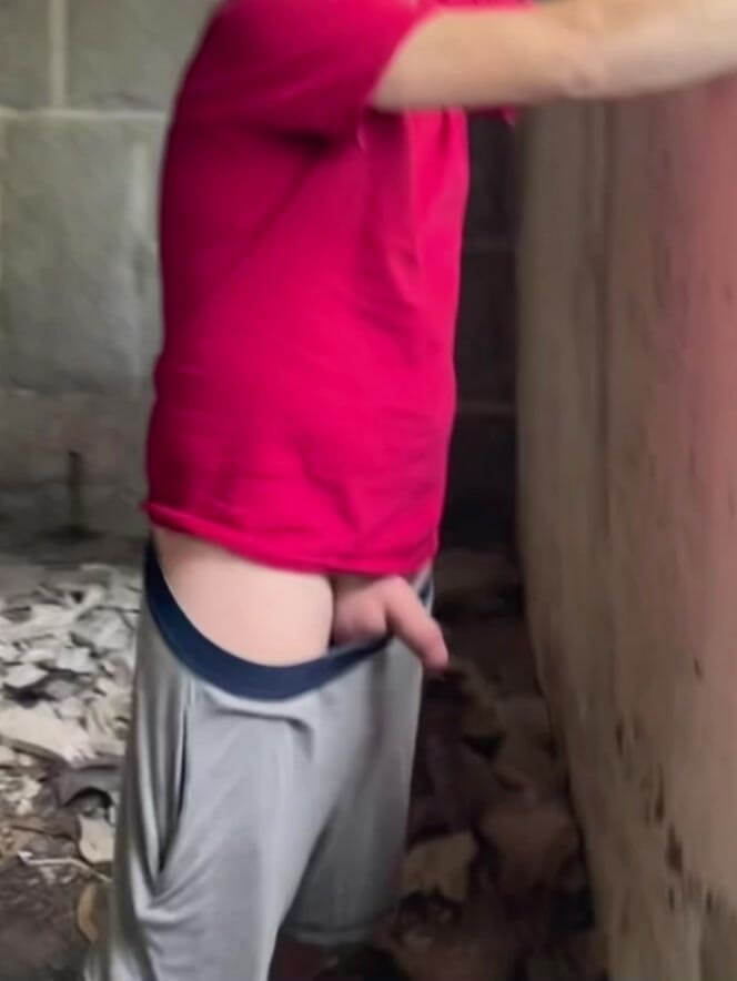 AmateurBoysPissing: Boy Caught Pissing Handsfree in an Abandoned Building