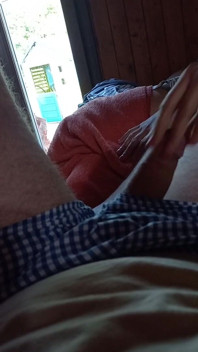 Paja En El Sofá Provoca En Primer Plano - Polla Fuera De Los Boxers & Corrida Intensa