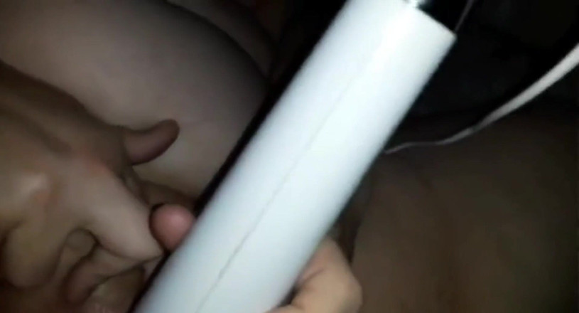 Real homemade BBW BBC porn: Толстушка с попкой, соло с электрической палочкой, подборка