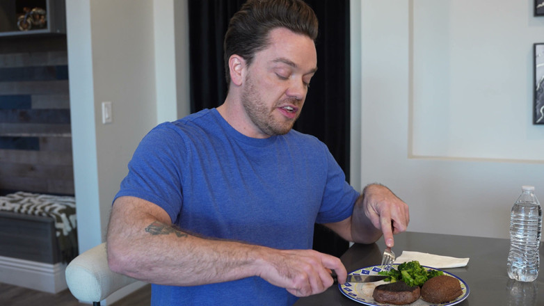 Kyle Mason: Esposa tradrona favorita - bistec y mamada