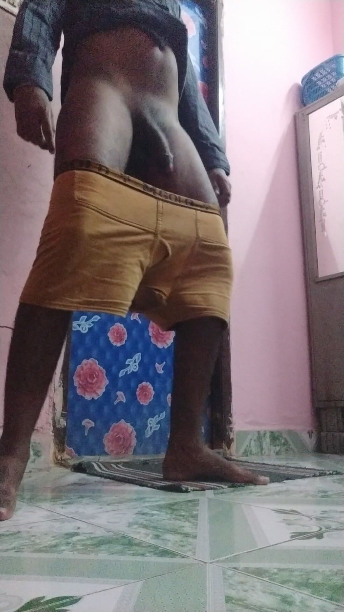 Tamil 10 inches BBC: 泰米尔10英寸bbc性感换衣服会议