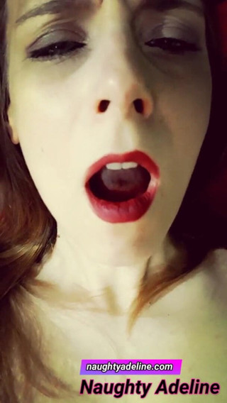 Naughty Adeline: Ejaculare în pizda mea!
