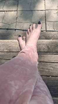 Look at These Arches & Long Toes